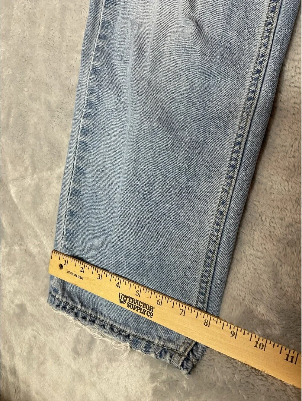 LEVIS 505 Regular Fit MEN'S Jeans Size 34 X 29 Light Wash Distressed